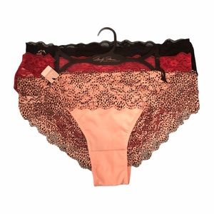 3 pack Marilyn Monroe Lace Bikini Panties